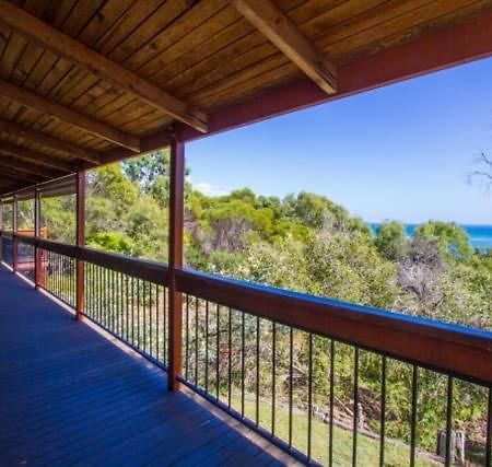 Bimbimbi - Rustic Holiday Hideaway With Gorgeous Views In 1770 Seventeen Seventy Exterior photo