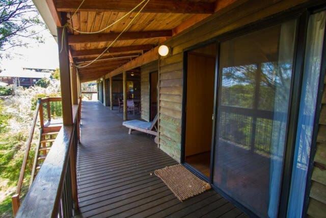 Bimbimbi - Rustic Holiday Hideaway With Gorgeous Views In 1770 Seventeen Seventy Exterior photo